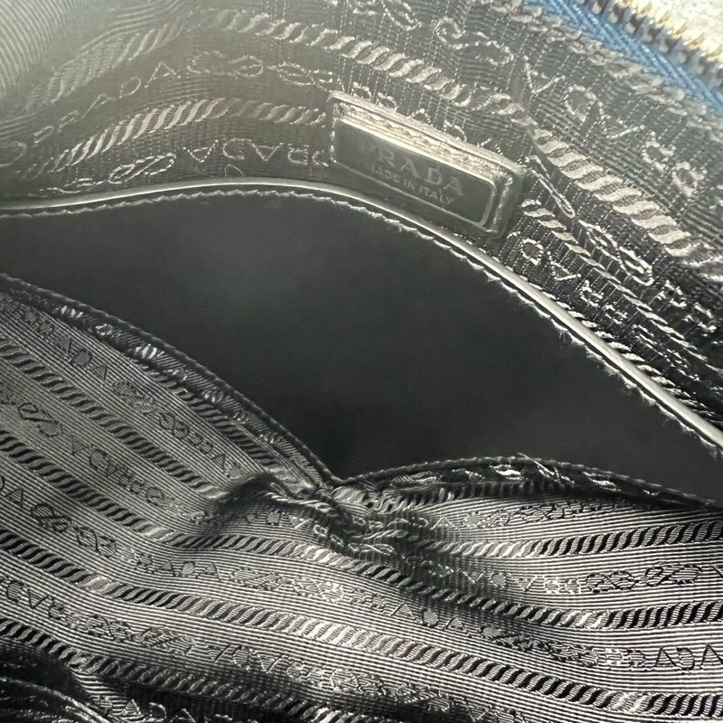 香緹國際精品 867 PRADA 💙 三角包 #藍色 #肩背 #胸包-11