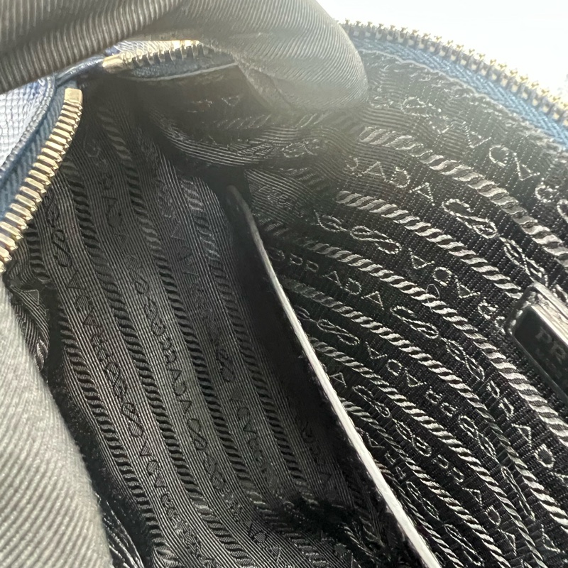 香緹國際精品 867 PRADA 💙 三角包 #藍色 #肩背 #胸包-12