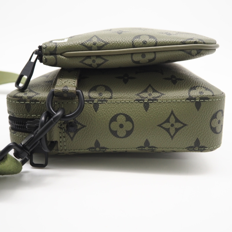 路易威登 Monogram Trio Messenger M23783 男士雙肩包，卡其色和紅色塗層帆布材質-6