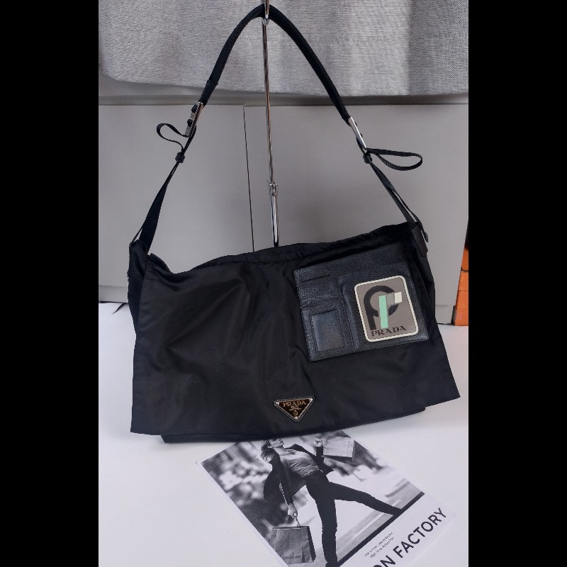 Prada 黑帆布下蓋大肩側包-0