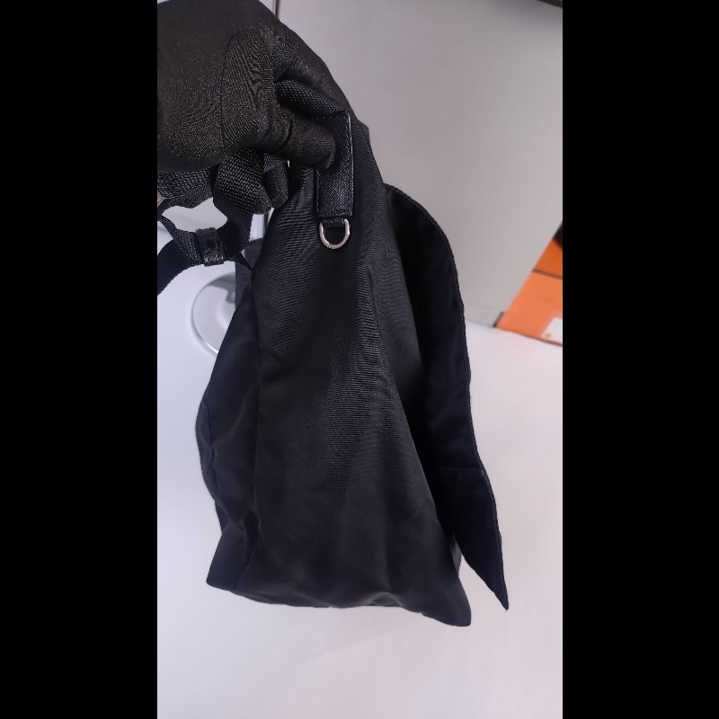 Prada 黑帆布下蓋大肩側包-11