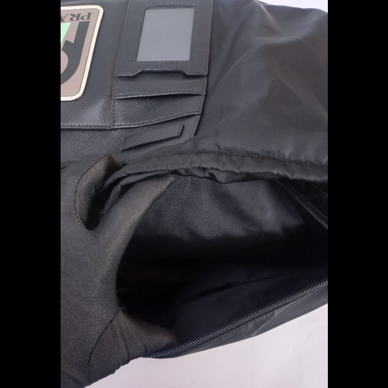 Prada 黑帆布下蓋大肩側包-17