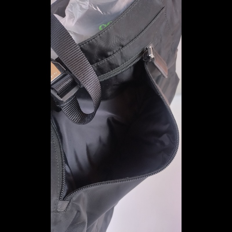 Prada 黑帆布下蓋大肩側包-20