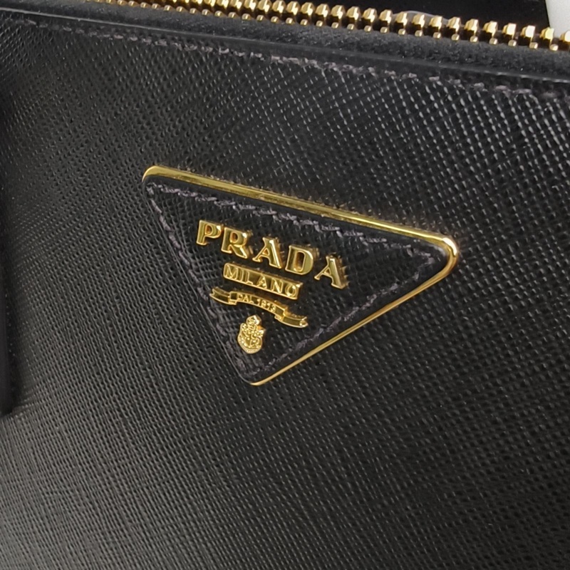 PRADA Galleria殺手包36cm黑色牛皮金扣肩背包-4