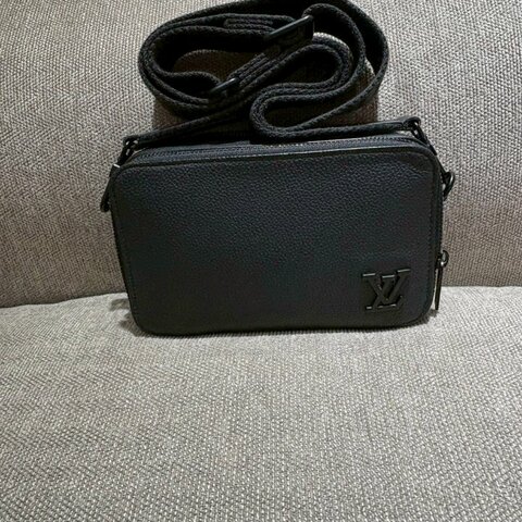 Louis Vuitton Alpha隨身錢包