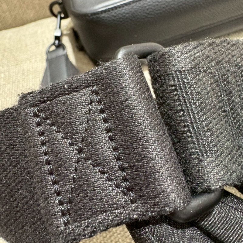 Louis Vuitton Alpha隨身錢包-9