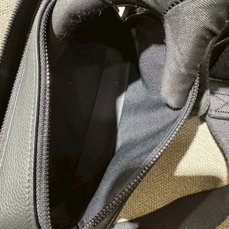 Louis Vuitton Alpha隨身錢包-24