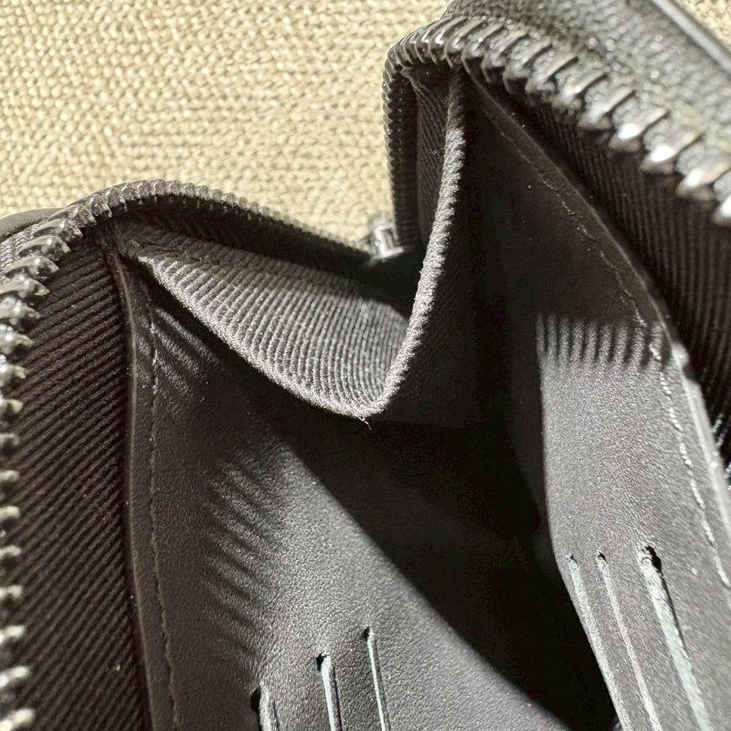 Louis Vuitton Alpha隨身錢包-25