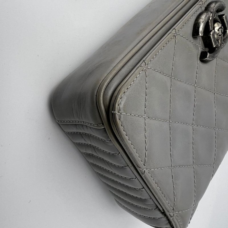 Chanel Boy Chanel 菱格口蓋包-8