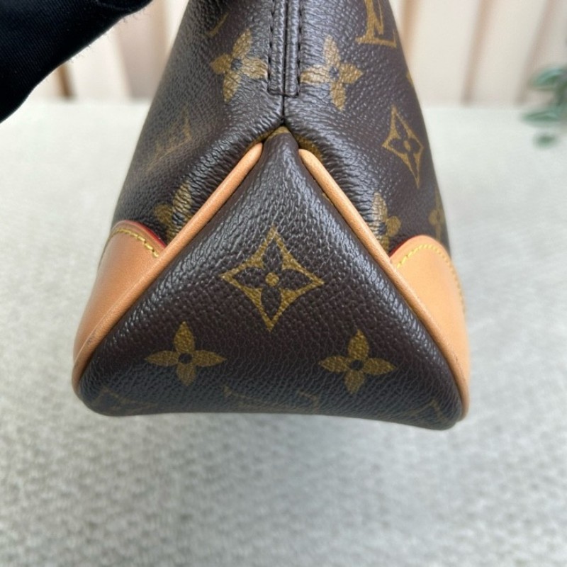 LV路易威登黃牛角包 雙肩帶可隨意調節 經典老花配色 單肩斜挎都可以 容量實用 日常百搭-19