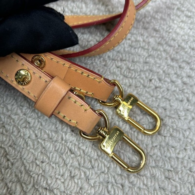 LV路易威登黃牛角包 雙肩帶可隨意調節 經典老花配色 單肩斜挎都可以 容量實用 日常百搭-23