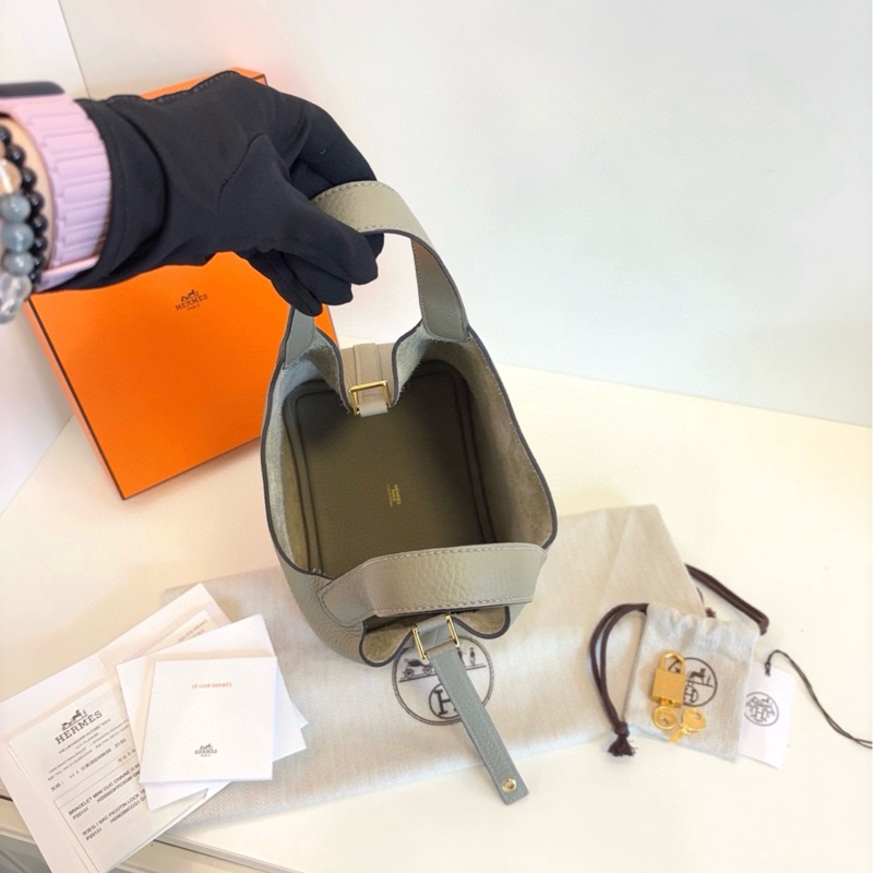 【閒置99新🆕】Hermes piction 18 菜籃子 Q1鼠尾草綠金扣 B刻 tc皮  手提包-7