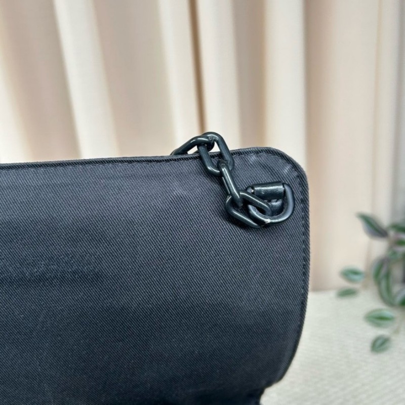 LV路易威登Steamer黑老花翻蓋郵差包 芯片款 經典黑老花配黑色皮革 金屬鏈條插銷設計 肩帶可調節 可單肩可斜挎 黑老花圖案清晰 內裡乾淨整潔 配黑色肩帶 日常通勤、商務都很實用-22