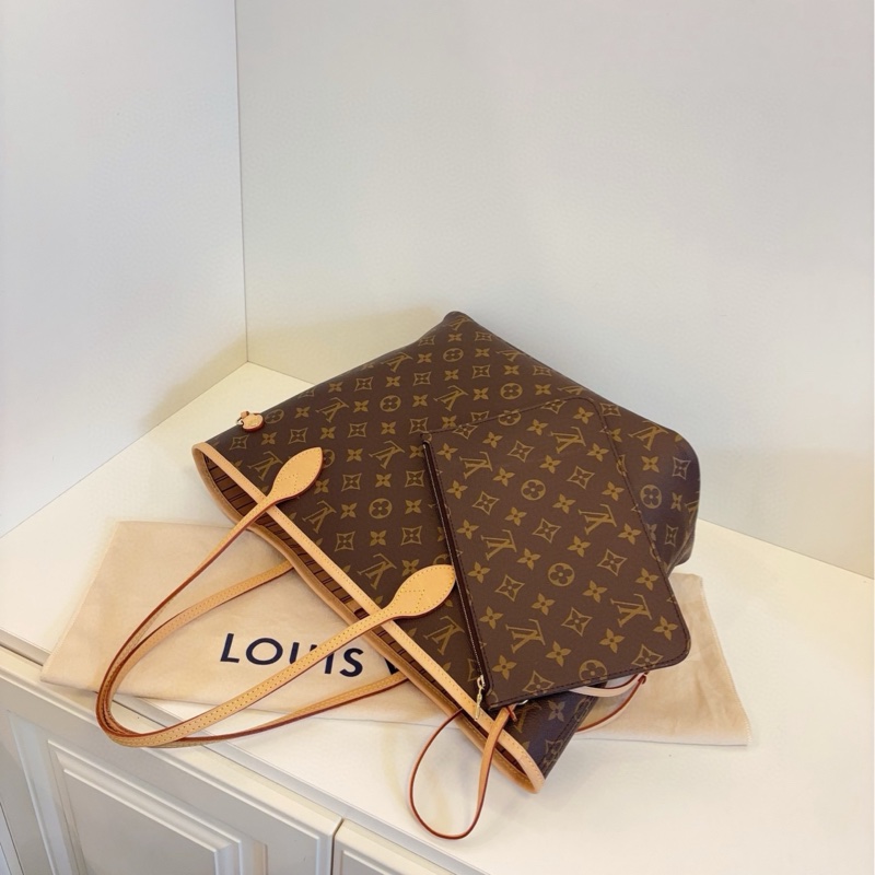 【閒置🆕】LV  芯片款 NF中號經典米色 手提包-4