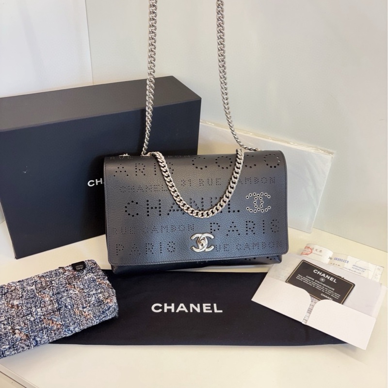 【保存品大全套🆕】Chanel 限定黑銀 鏤空字母 cf 鏈條包 斜挎包 單肩包-6