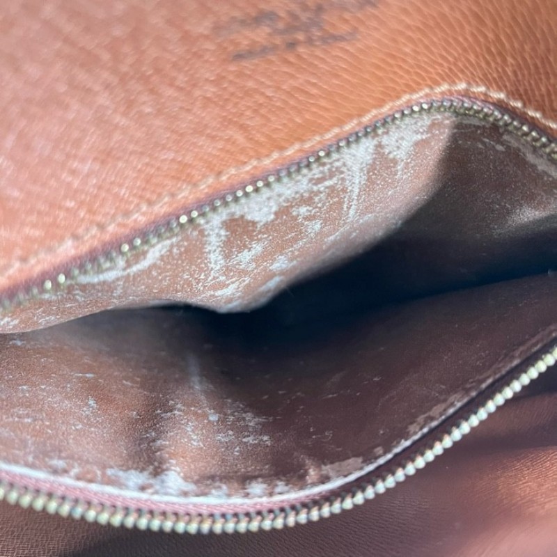 LV路易威登 盾牌包斜挎包單肩郵差包 包型立挺 肩帶可調節-16