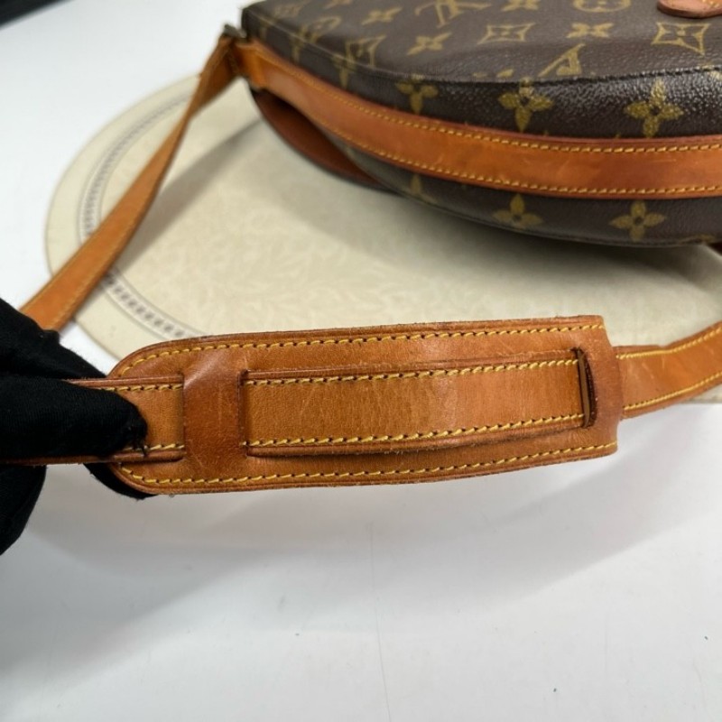 LV路易威登 盾牌包斜挎包單肩郵差包 包型立挺 肩帶可調節-25