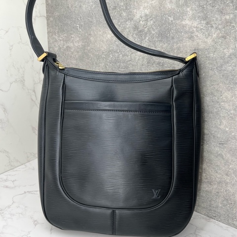 香緹國際精品 871 LV 水波紋肩背包