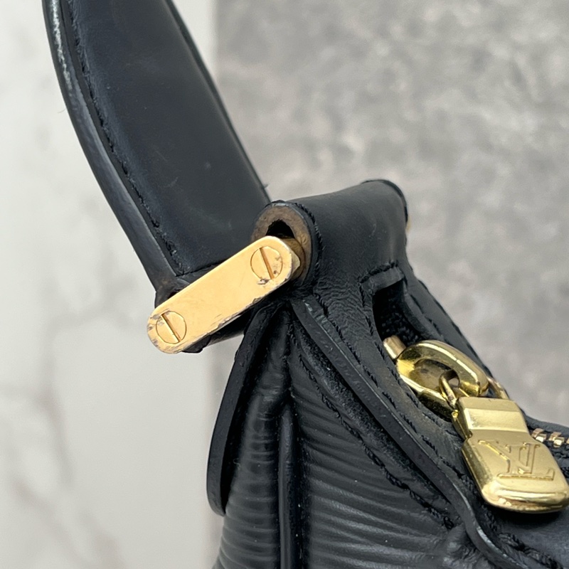 香緹國際精品 871 LV 水波紋肩背包-2