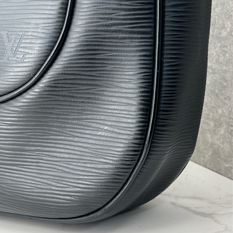 香緹國際精品 871 LV 水波紋肩背包-3