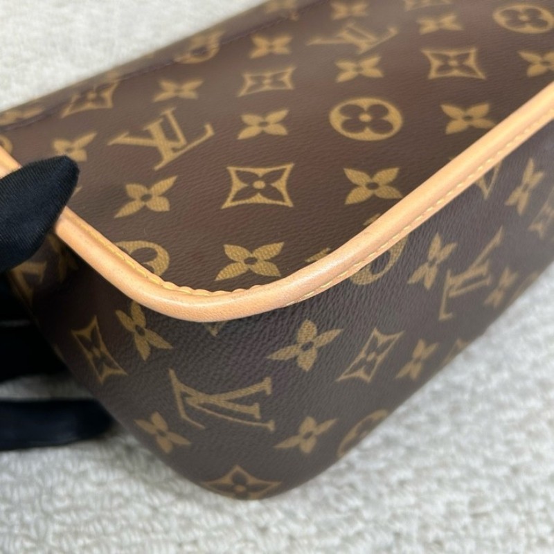 LV路易威登法棍老花經典款 雙肩帶 可單肩可斜挎可手提 容量適中 百搭不挑人 日常逛街、通勤都很實用-7