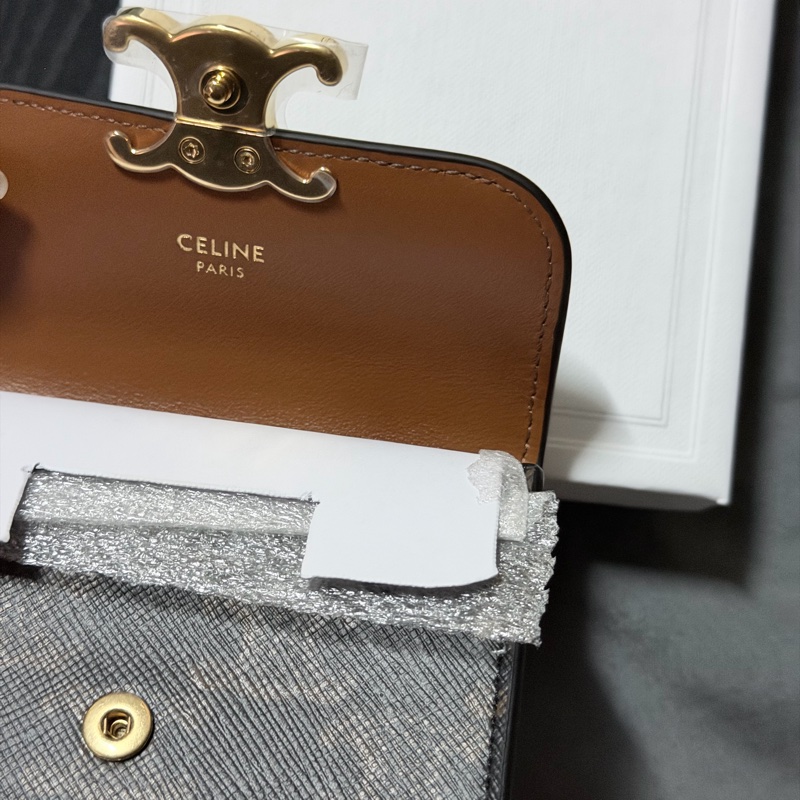 全新送禮首選😍Celine TRIOMPHE標誌印花翻蓋卡包-2