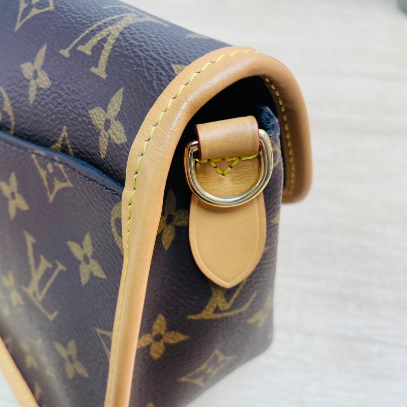 Gyj FZ 專櫃價6.9折！LV  Diane PM 經典老花 帆布塗層 腋下包法棍包手提斜挎單肩包-20