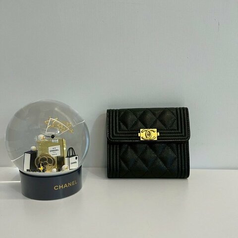 Chanel boy 三摺夾 黑金