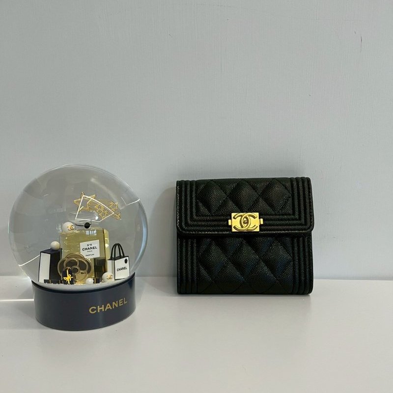 Chanel boy 三摺夾 黑金-0