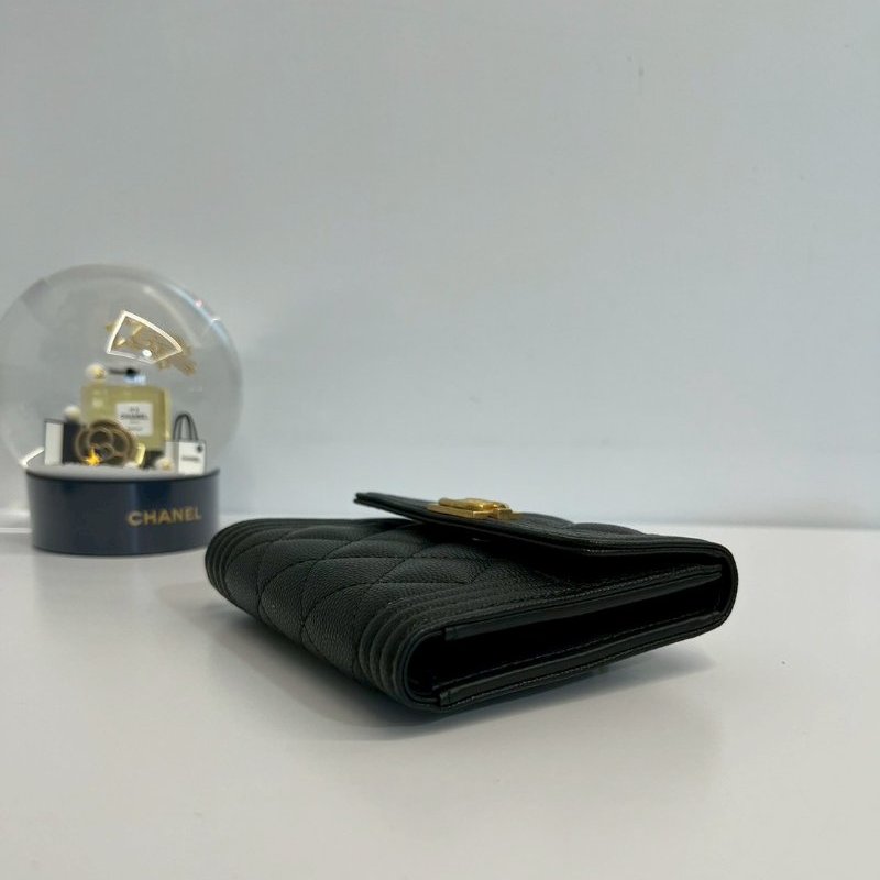 Chanel boy 三摺夾 黑金-3