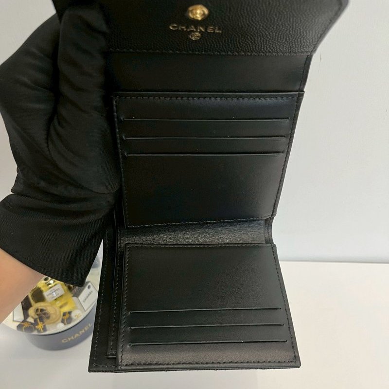 Chanel boy 三摺夾 黑金-5
