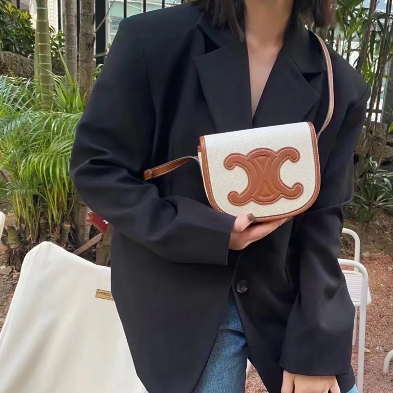 Celine賽琳 Folco人氣馬鞍包 原色帆布拼焦糖皮 凱旋門大logo-2
