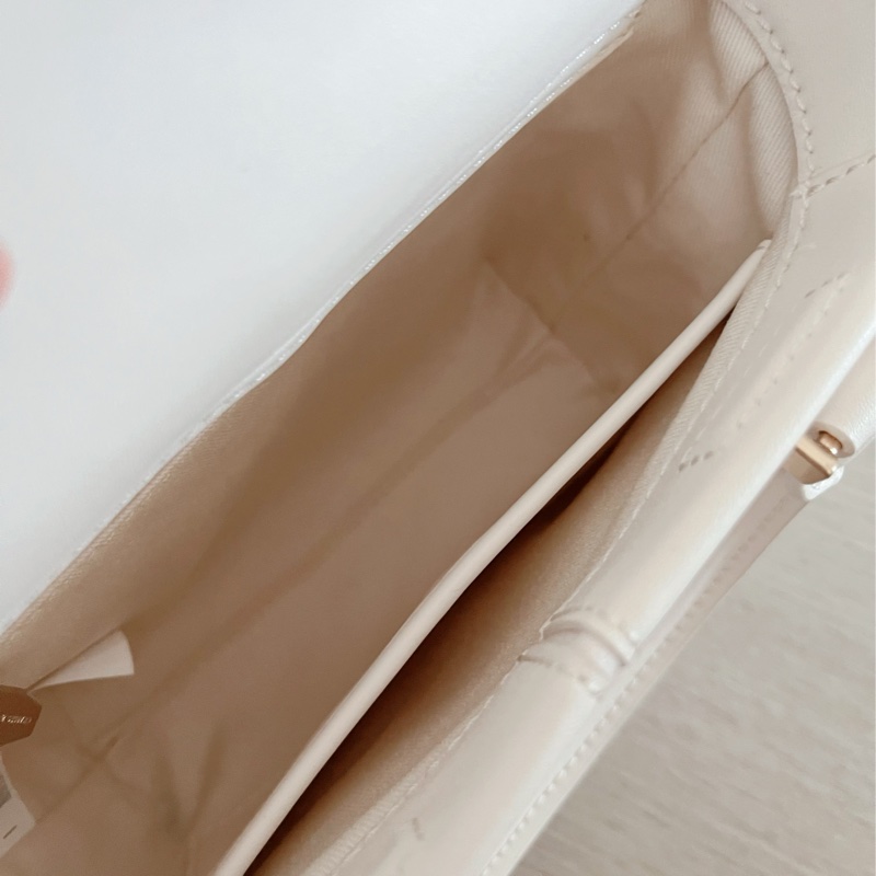 小ck豆腐包 奶油色 CHARLES&KEITH-12