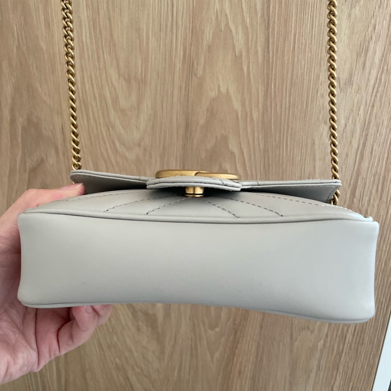 Gucci marmont 淺灰色迷你袋-7