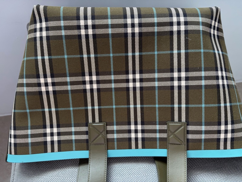 Burberry tote bag 深綠色格紋托特包 大 （可筆電包/上班通勤包/上學包/媽媽包）-22