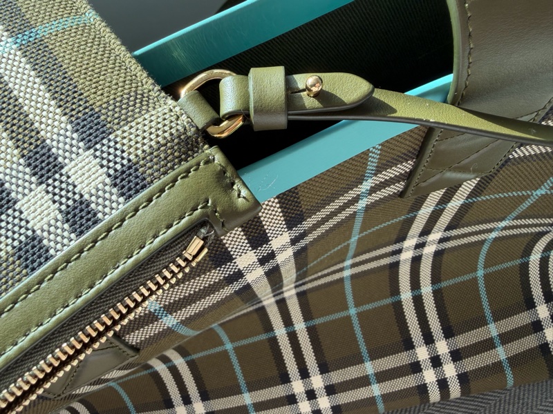 Burberry tote bag 深綠色格紋托特包 大 （可筆電包/上班通勤包/上學包/媽媽包）-24