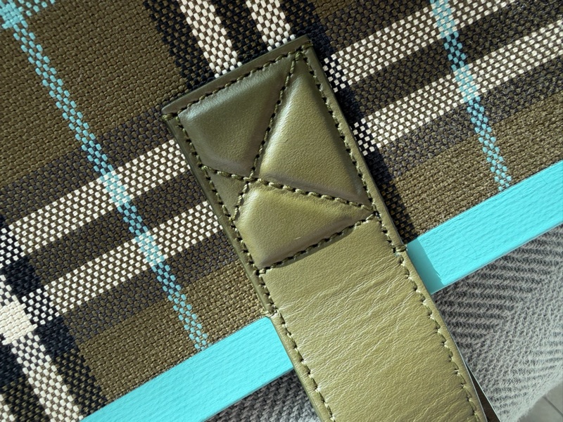 Burberry tote bag 深綠色格紋托特包 大 （可筆電包/上班通勤包/上學包/媽媽包）-40