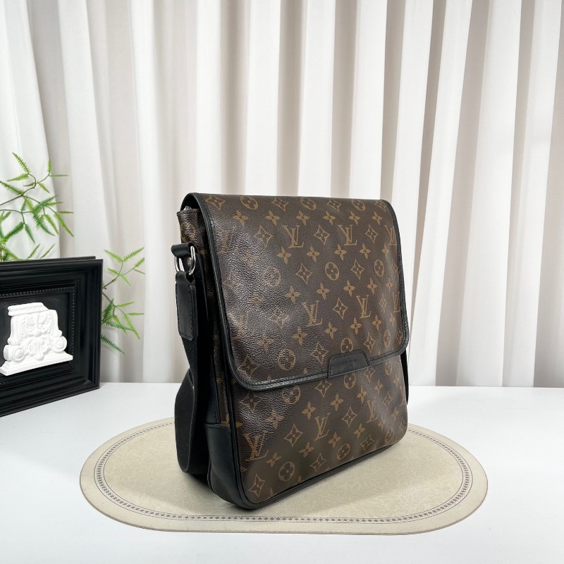 LV路易威登 經典老花郵差翻蓋單肩斜挎包 男女同款 經典款 容量大 日常通勤、出門都能用-2