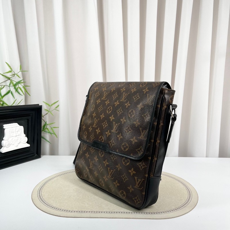 LV路易威登 經典老花郵差翻蓋單肩斜挎包 男女同款 經典款 容量大 日常通勤、出門都能用-3