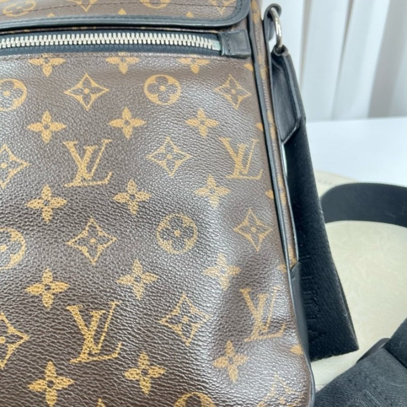 LV路易威登 經典老花郵差翻蓋單肩斜挎包 男女同款 經典款 容量大 日常通勤、出門都能用-18