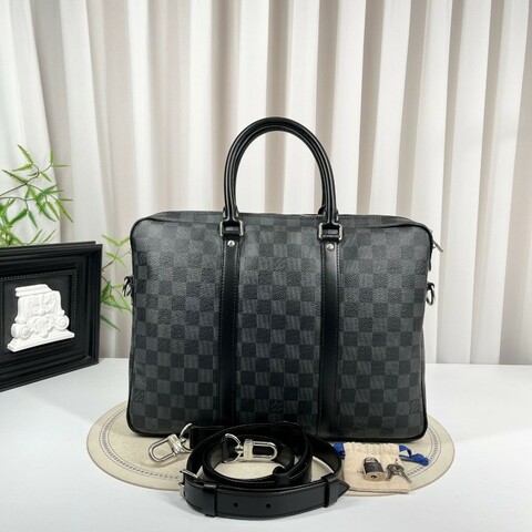 LV路易威登 男士黑棋盤格公文包 可裝筆記本電腦 出差通勤適用