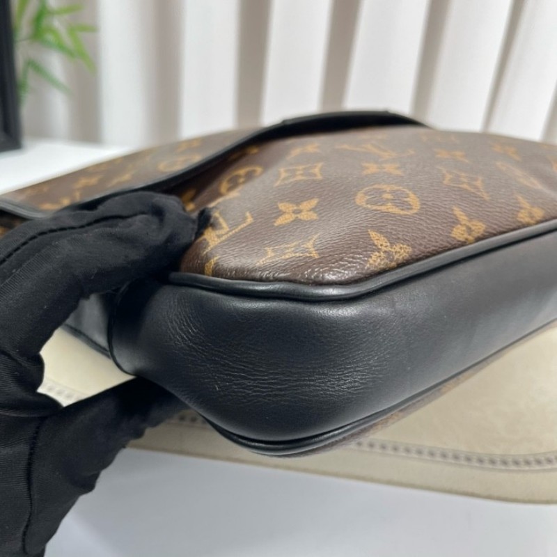LV路易威登 經典老花郵差翻蓋單肩斜挎包 男女同款 經典款 容量大 日常通勤、出門都能用-12