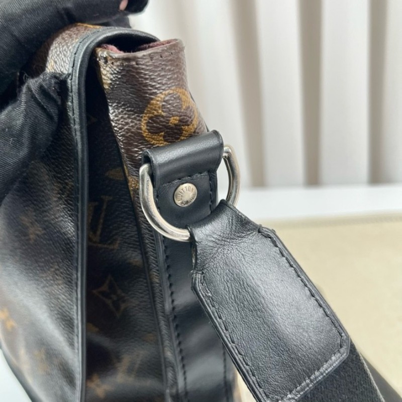 LV路易威登 經典老花郵差翻蓋單肩斜挎包 男女同款 經典款 容量大 日常通勤、出門都能用-14