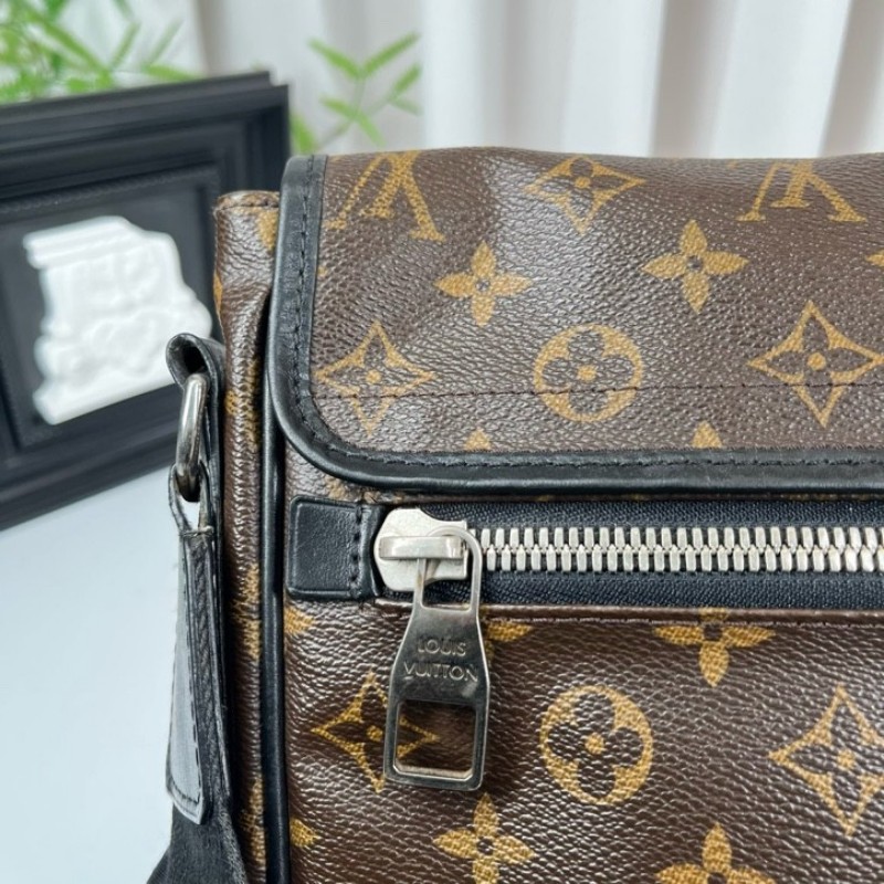 LV路易威登 經典老花郵差翻蓋單肩斜挎包 男女同款 經典款 容量大 日常通勤、出門都能用-21