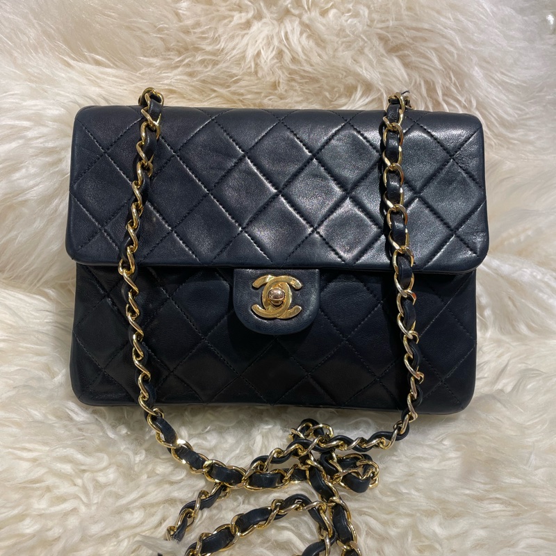 Chanel Vintage 20cm Square-0