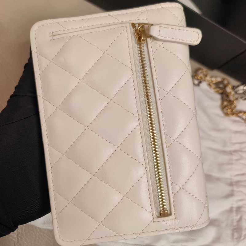 香奈兒CHANEL徽章WOC單肩斜挎包  31 開 尺寸19*11*5-1