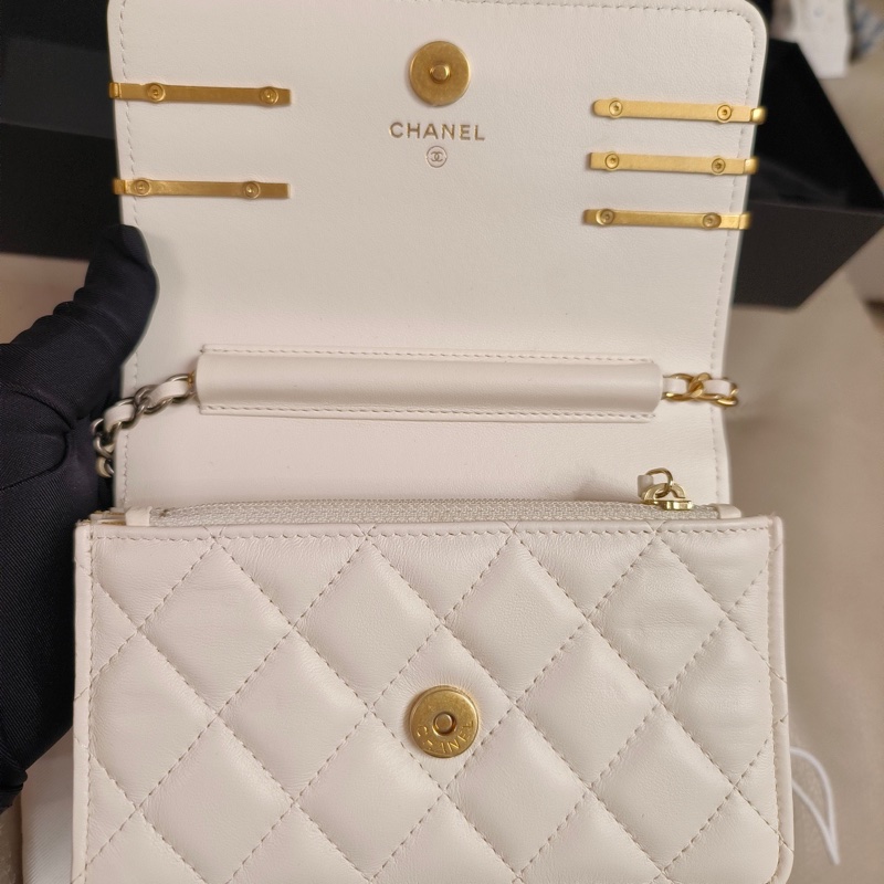 香奈兒CHANEL徽章WOC單肩斜挎包  31 開 尺寸19*11*5-5