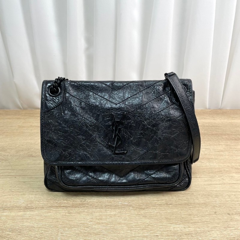 專櫃價3.8折！YSL  聖羅蘭niki 黑色油蠟皮材質 柔軟易打理 自重超級輕  十分耐造 多種背法-5