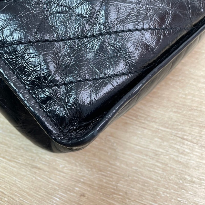 專櫃價3.8折！YSL  聖羅蘭niki 黑色油蠟皮材質 柔軟易打理 自重超級輕  十分耐造 多種背法-7