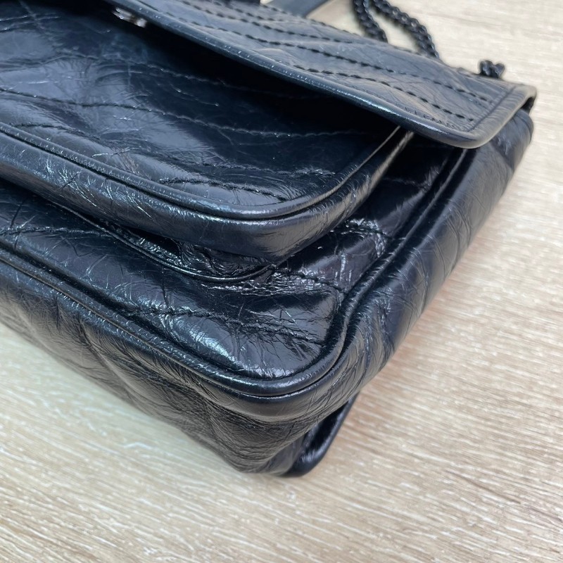 專櫃價3.8折！YSL  聖羅蘭niki 黑色油蠟皮材質 柔軟易打理 自重超級輕  十分耐造 多種背法-9